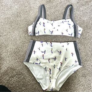 Aerie ski print bathing suit.  Top - xxl. Bottom - xl